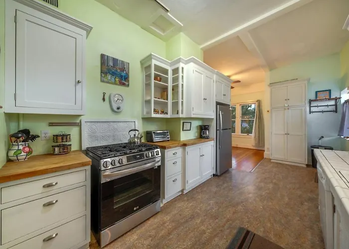 Historic Craftsman, 2 Bedroom 1 Ba, Close To U Of A Сasa de vacaciones *