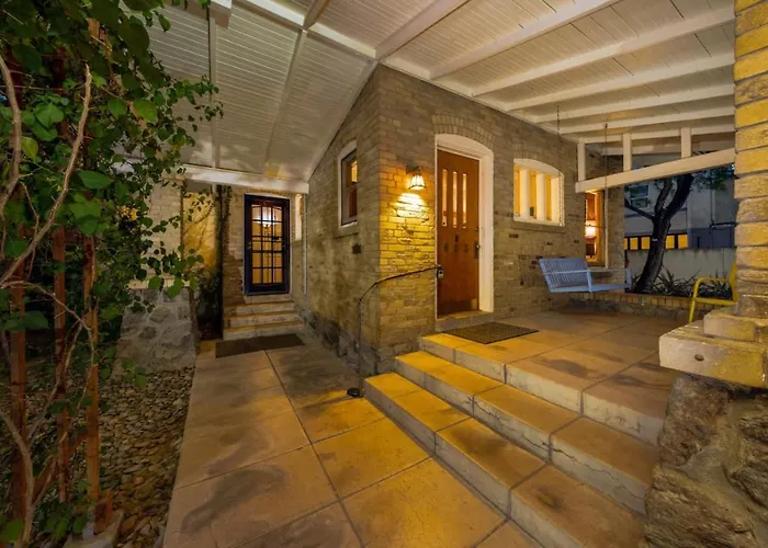 Historic Craftsman, 2 Bedroom 1 Ba, Close To U Of A Сasa de vacaciones