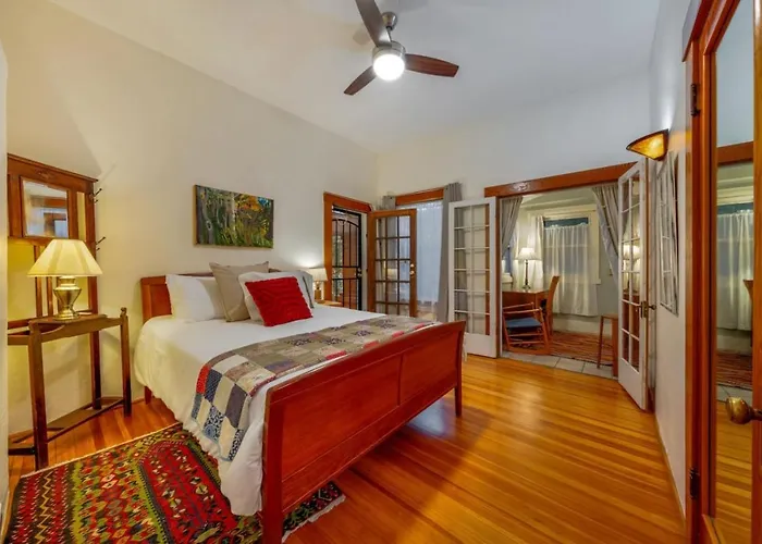 Historic Craftsman, 2 Bedroom 1 Ba, Close To U Of A Сasa de vacaciones *