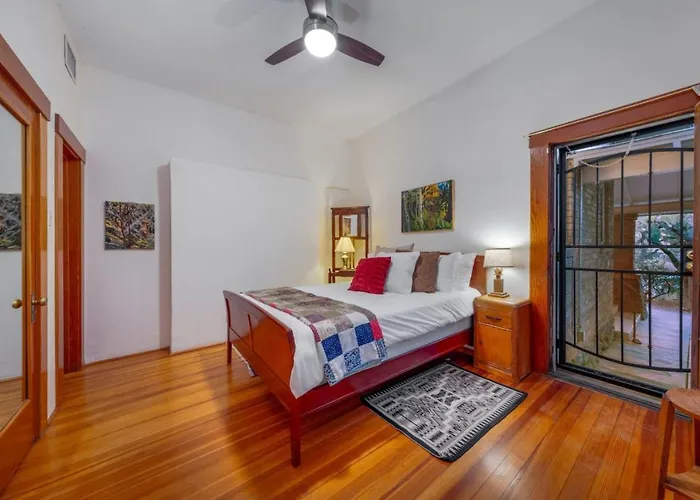 Historic Craftsman, 2 Bedroom 1 Ba, Close To U Of A Tucson