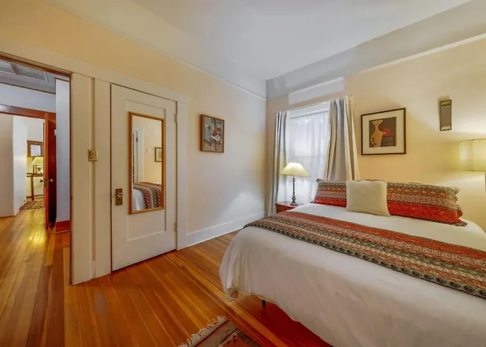 Сasa de vacaciones Historic Craftsman, 2 Bedroom 1 Ba, Close To U Of A *